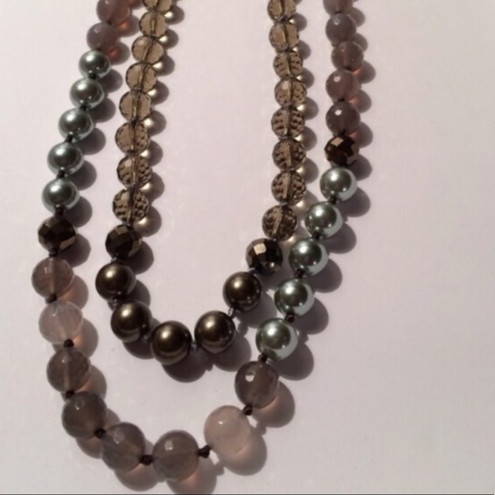 Stella & Dot | Glorious Gloria Smokey Quartz + Pearl Beaded Necklace - Picture 9 of 10